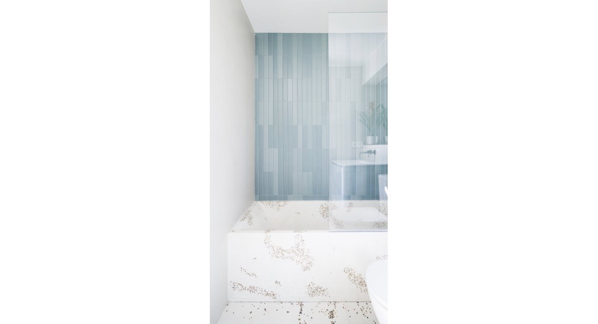 proyecto-baño-azul-MAT-barri-de-la-mercè-Barcelona